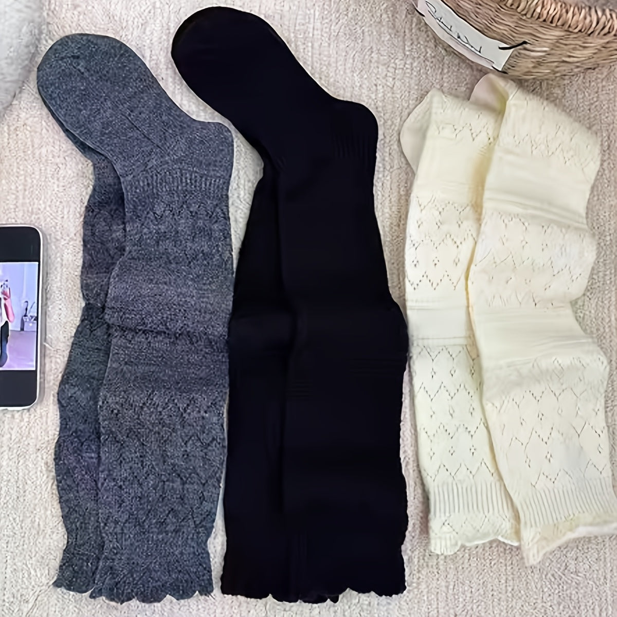 2-Pack Women's Lace Calf Socks, Vintage Hollow-Out Over-the-Calf Socks for Spring and Autumn, Elegant and Fashionable Instagram Style