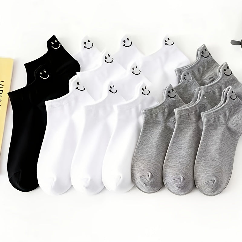 30-pair Mixed Color Black, White, and Gray Trendy Smiling Face Ankle Socks