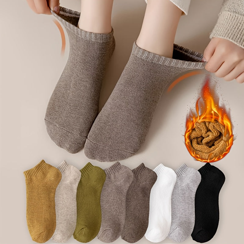8 Pairs of Autumn\u002FWinter Short Novelty Solid Color Warm Sweat-Absorbent Simple -Lined Soft Comfortable Unisex Ankle Socks